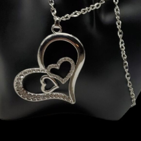 NEW HEART RHINESTONE STATEMENT VALENTINE'S DAY NECKLACE - Picture 6 of 10